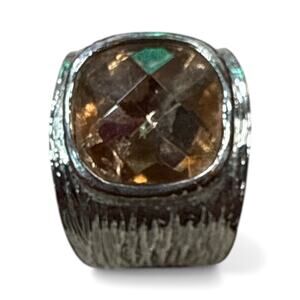 Lia Sophia “Peachy Keen” Silver Tone Textured Band Faceted Champagne Size 7.5